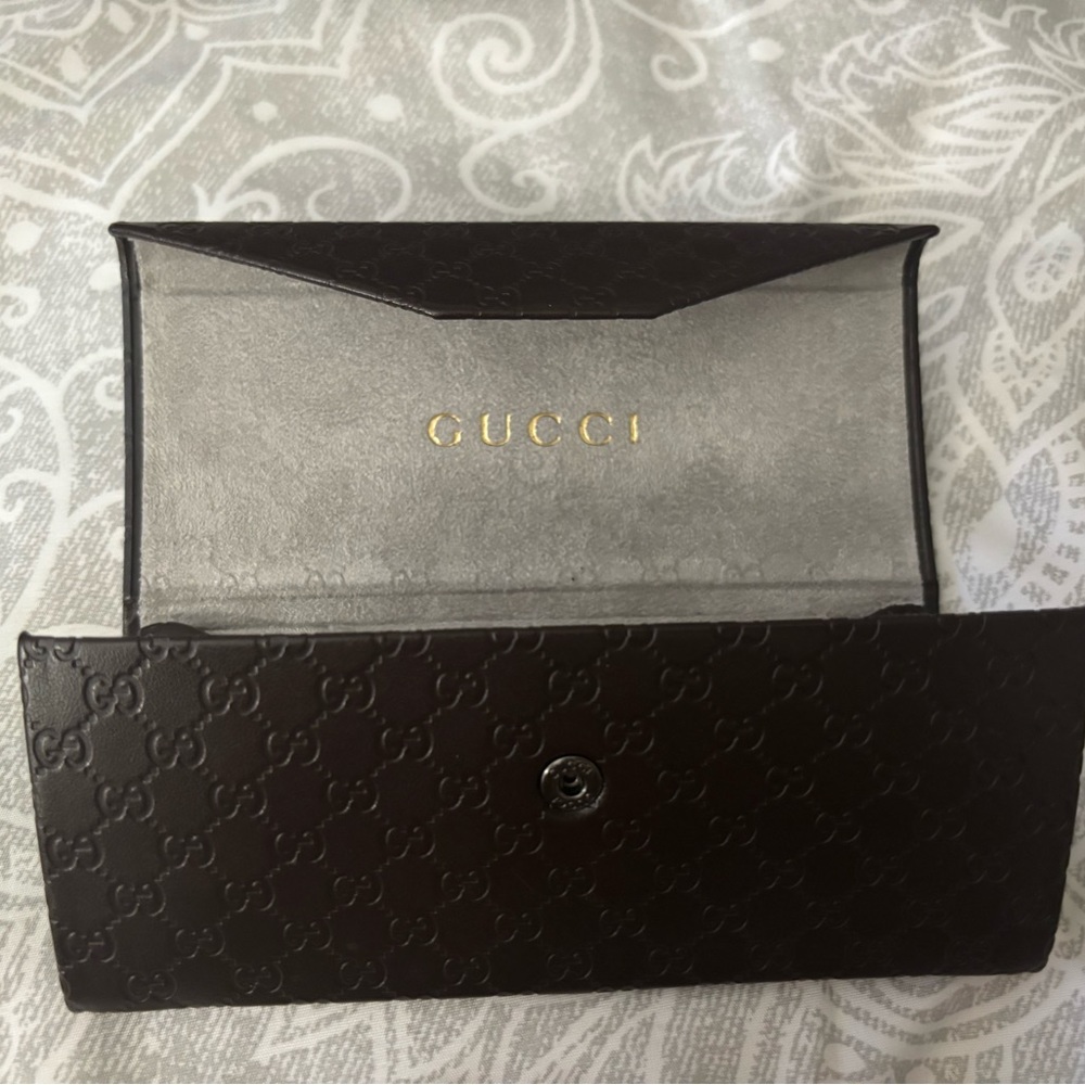 Gucci Collapsible Monogram Case